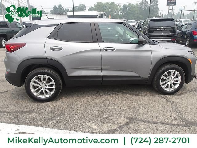 Used 2024 Chevrolet TrailBlazer LS w/ LS Convenience Package FWD image 8