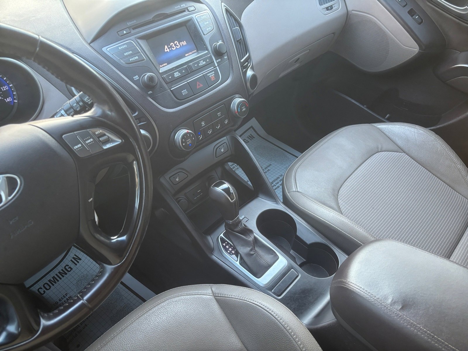 Used 2015 Hyundai Tucson SE image 28