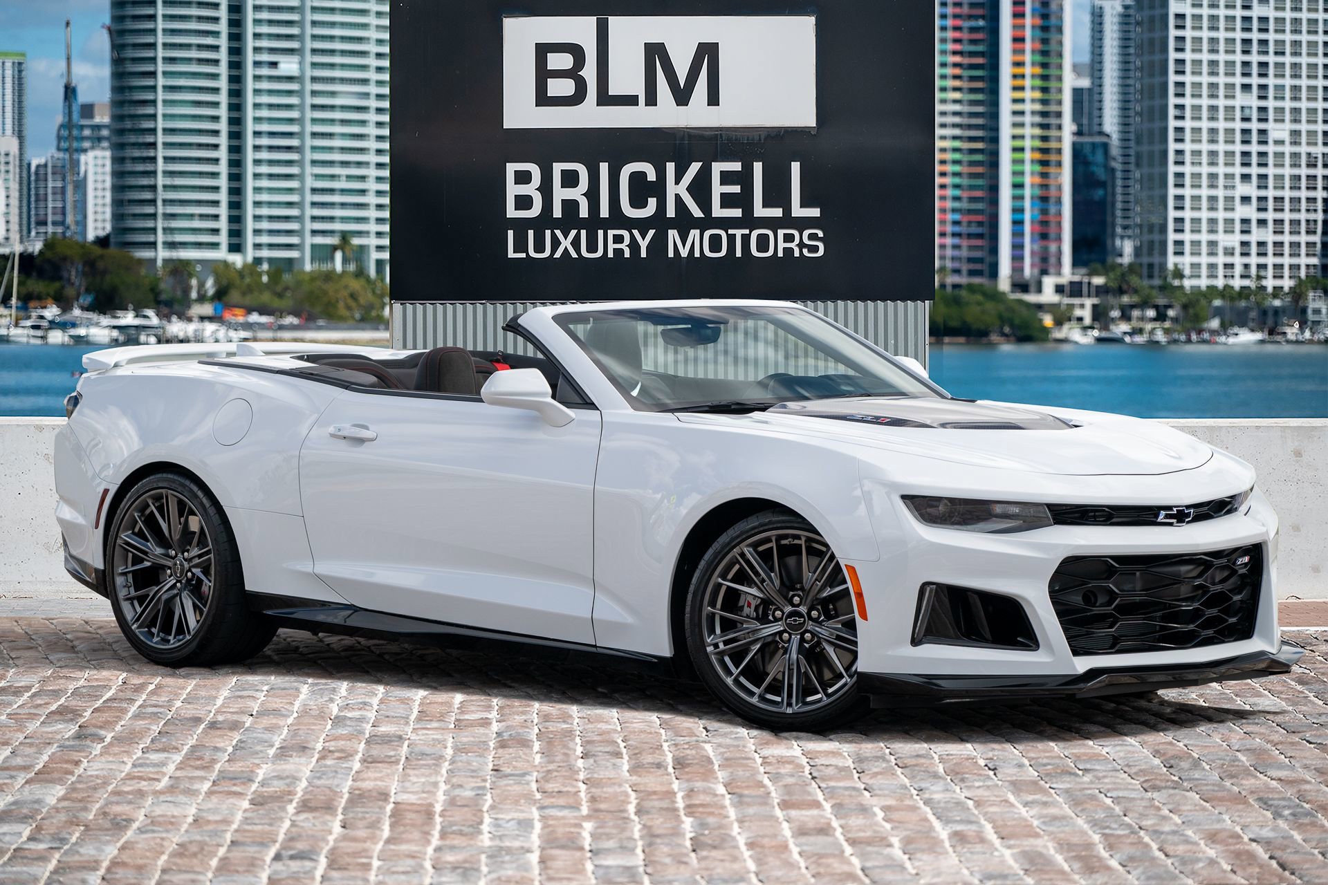 Used 2022 Chevrolet Camaro ZL1 RWD image 1