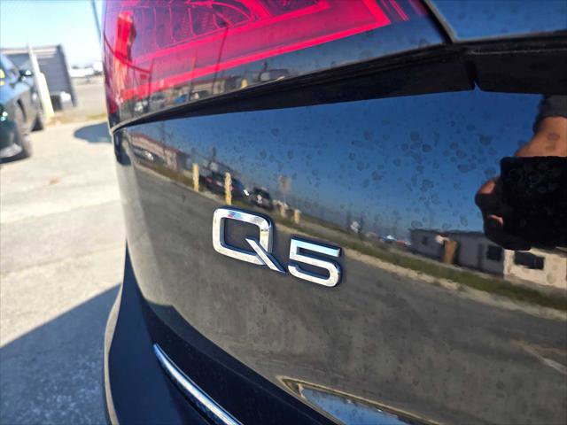 Used 2017 Audi Q5 2.0T Premium image 16