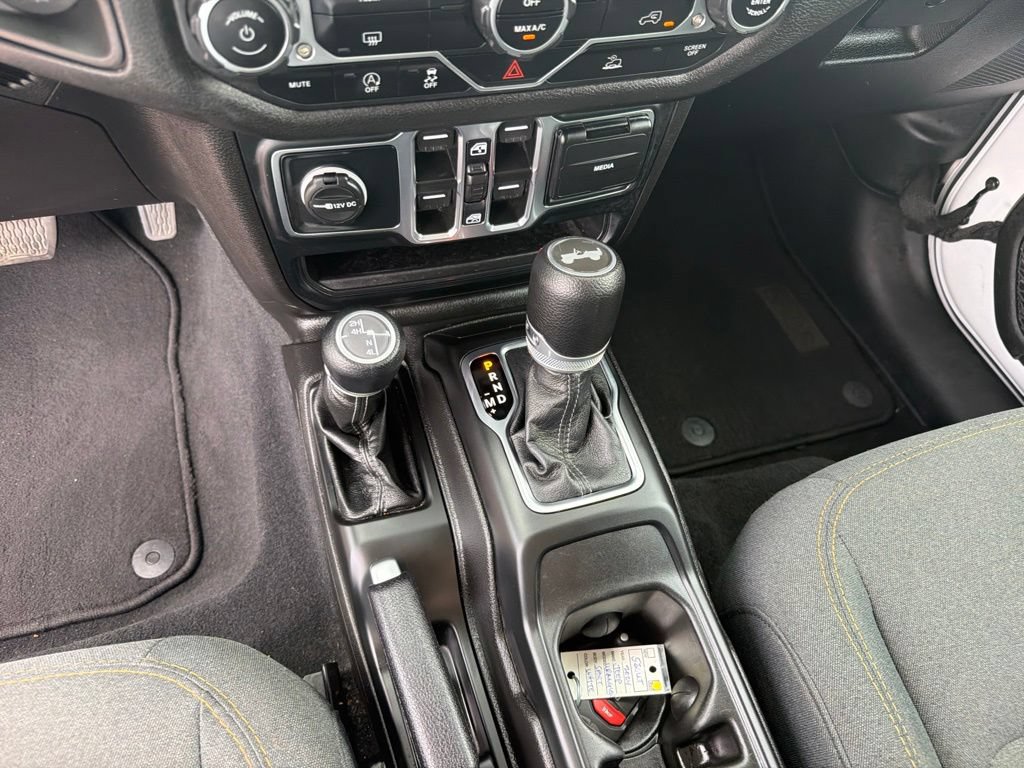 Used 2024 Jeep Wrangler Unlimited Sport AWD/4WD image 17