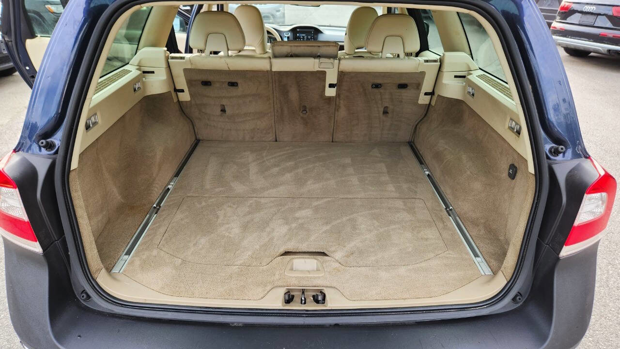 Used 2014 Volvo XC70 T6 image 38