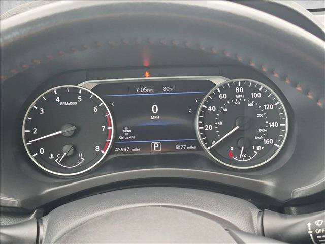 Used 2023 Nissan Sentra SR w/ Midnight Edition Package FWD image 11