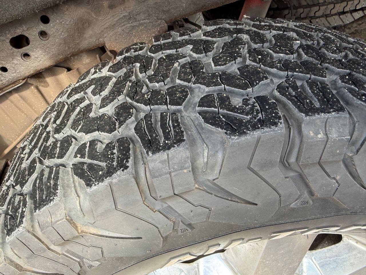 Used 2018 GMC Sierra 2500 SLT image 35