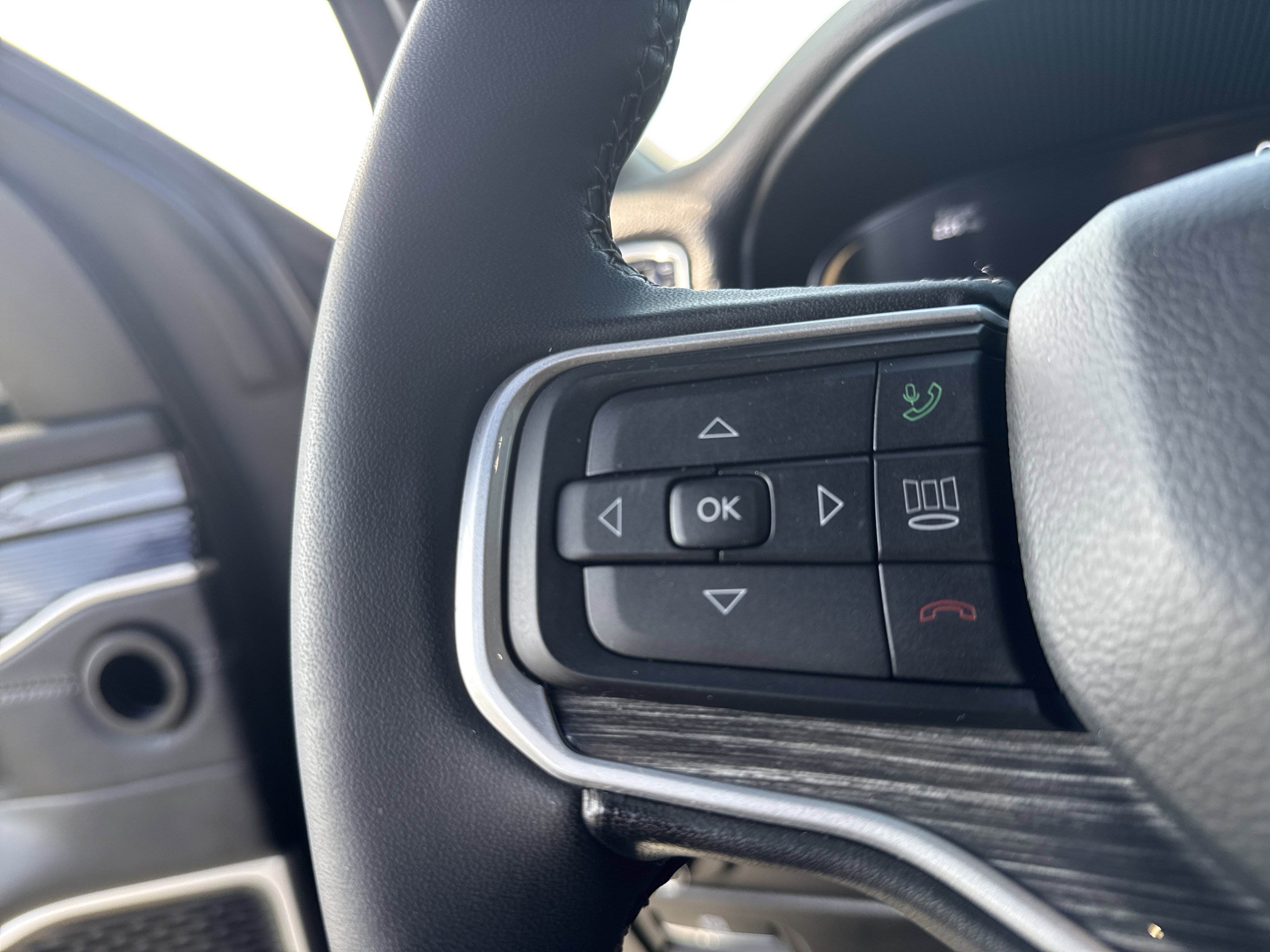 Used 2022 Jeep Wagoneer Series III w/ Premium Group I image 19