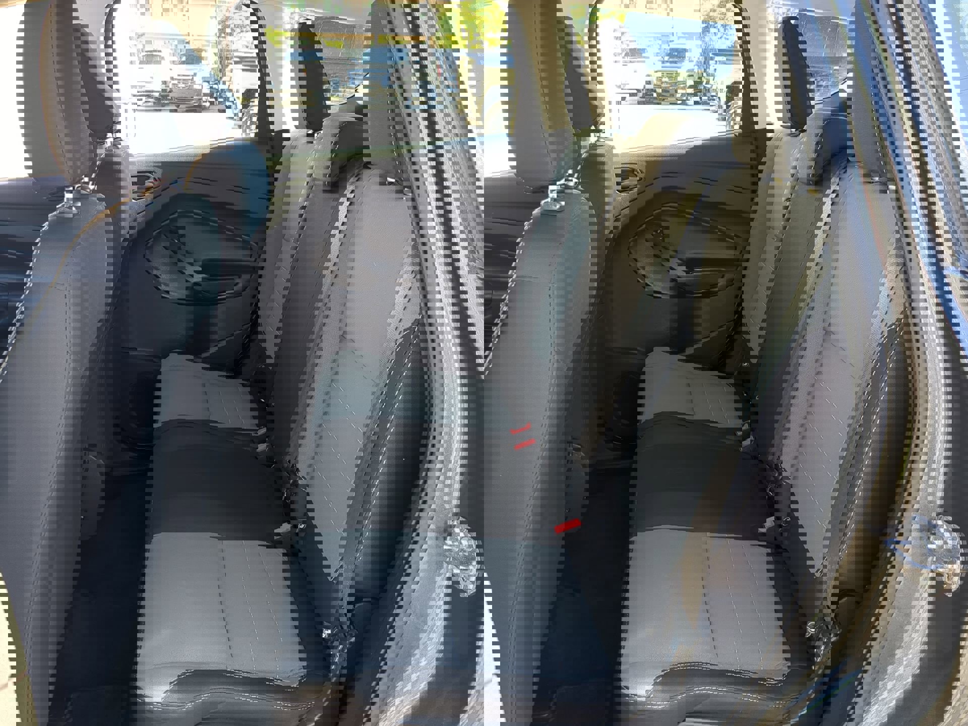 Used 2019 Ford Escape S image 17