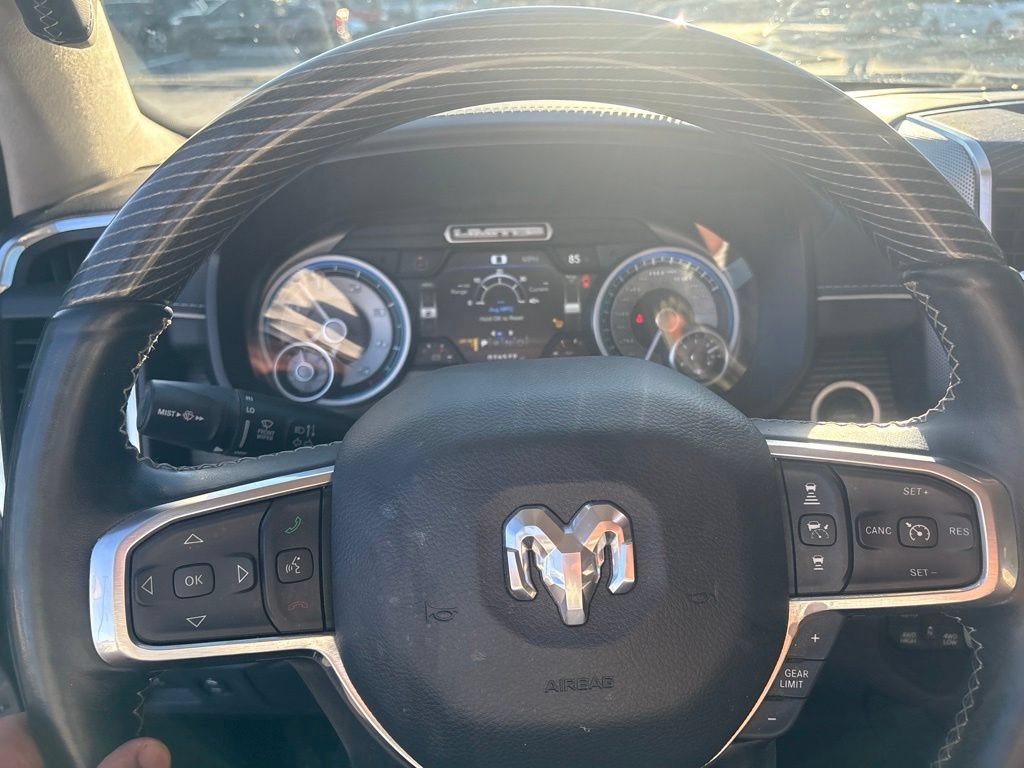 Used 2022 RAM 1500 Limited AWD/4WD image 12