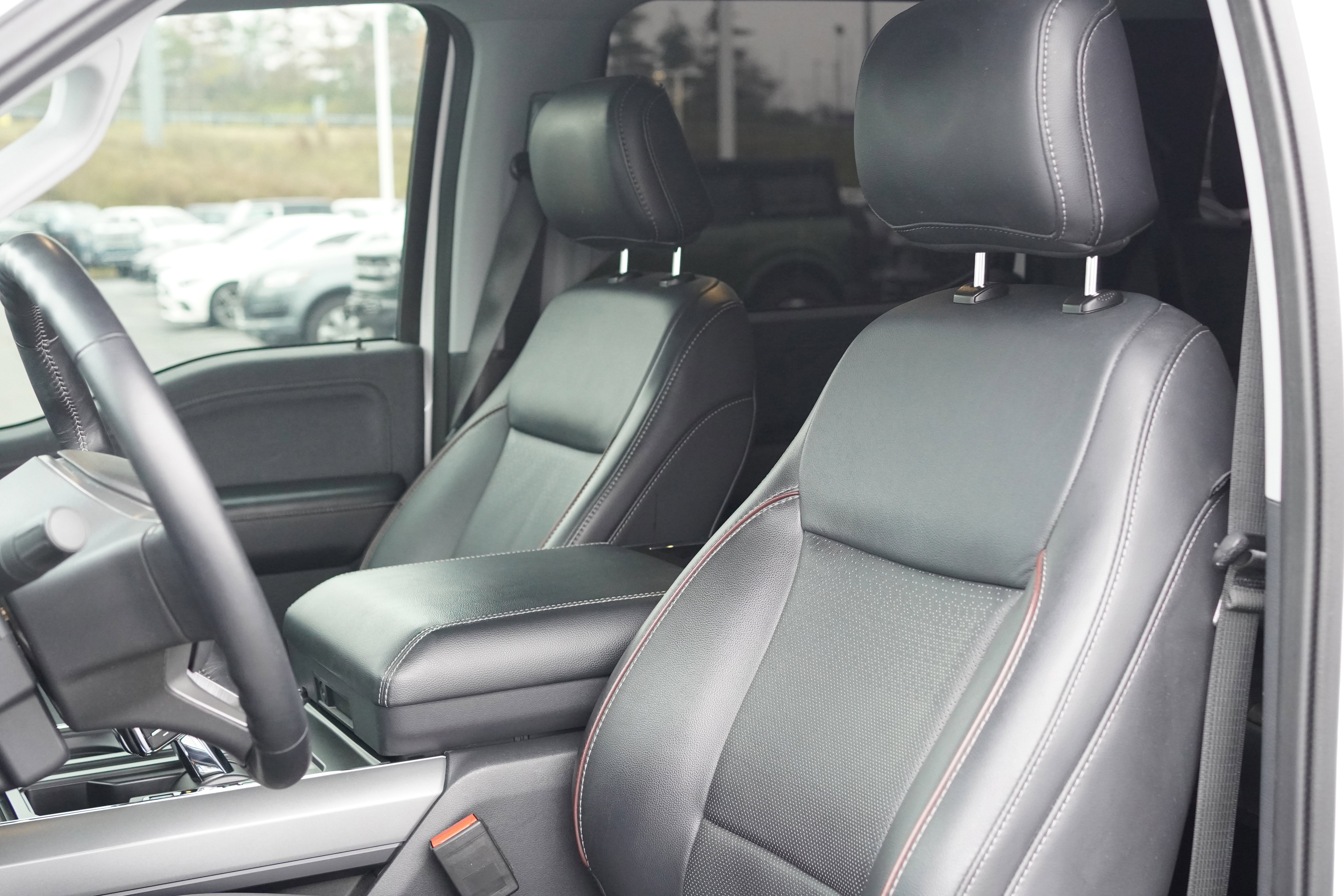 Used 2021 Ford F150 Lariat w/ Equipment Group 501A Mid image 39