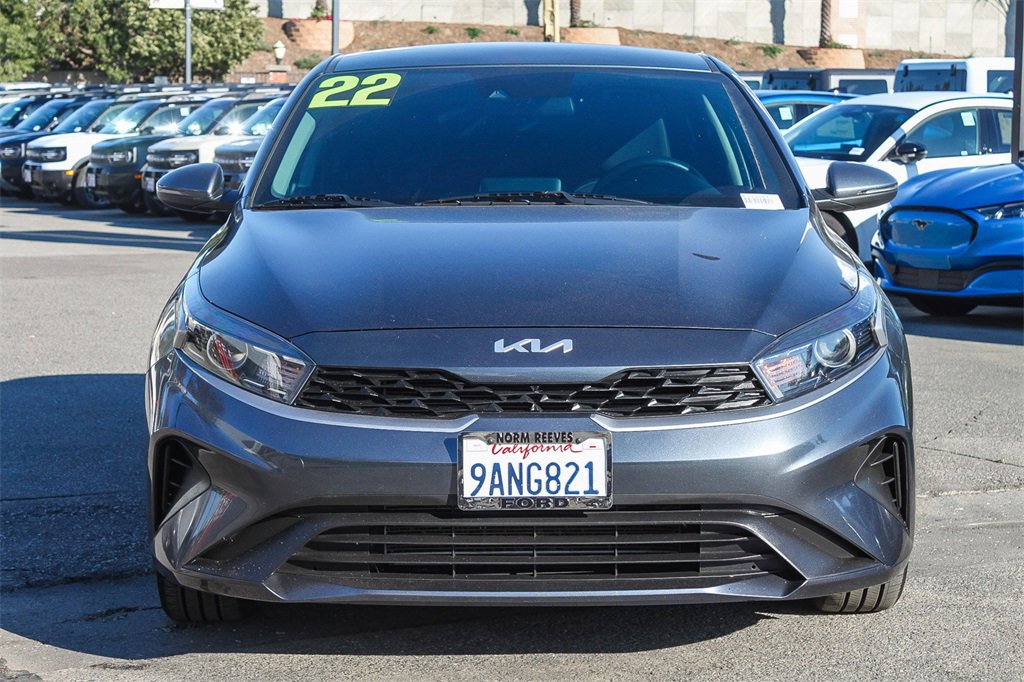 Used 2022 Kia Forte LXS w/ LXS Technology Package image 2