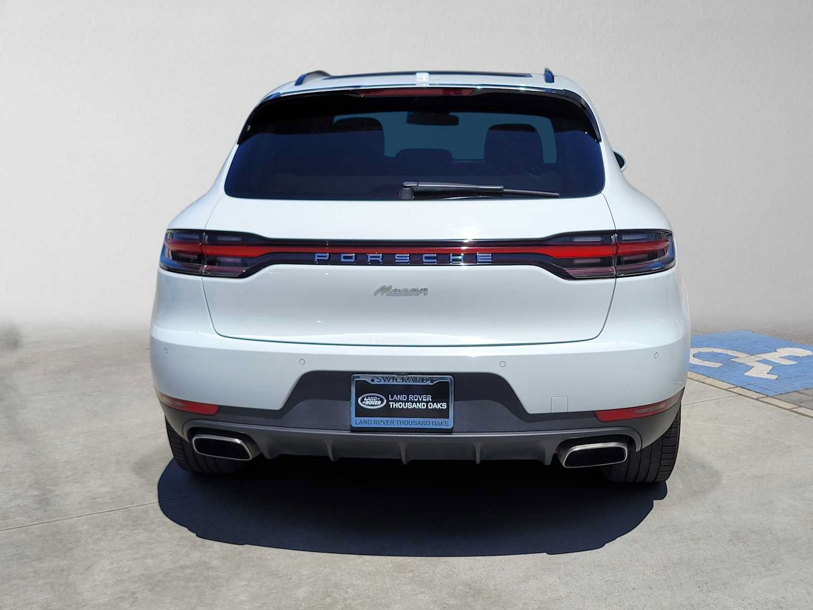 Used 2021 Porsche Macan AWD/4WD image 5