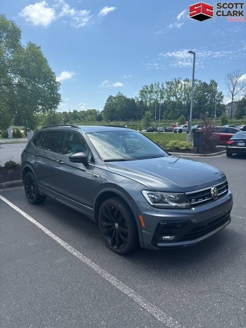 Used 2020 Volkswagen Tiguan SE R-Line AWD/4WD image 1