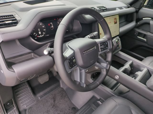 New 2026 Land Rover Defender 130 S AWD/4WD image 7