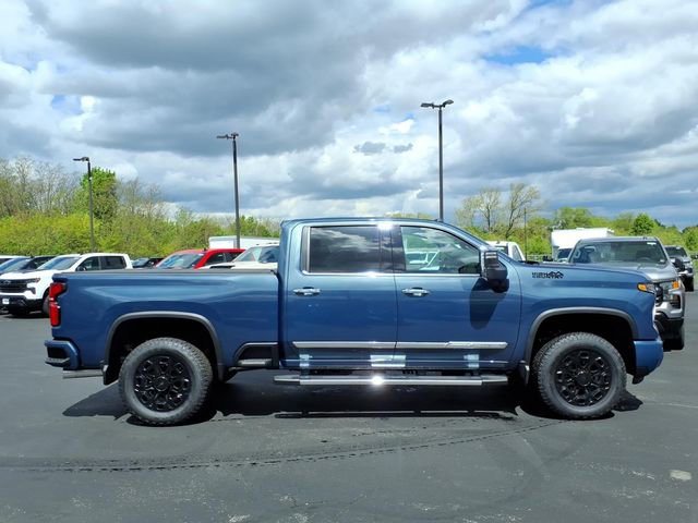 New 2026 Chevrolet Silverado 2500 High Country w/ High Country Premium Package AWD/4WD image 2