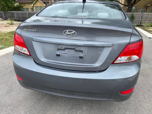 Used 2017 Hyundai Accent SE image 11