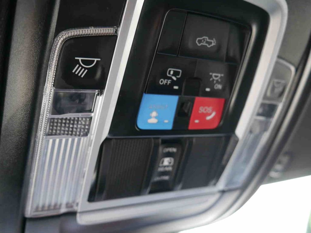 Used 2025 RAM 1500 Big Horn image 38