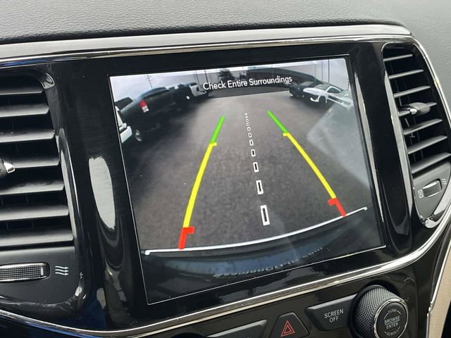 Used 2021 Jeep Grand Cherokee Limited image 32