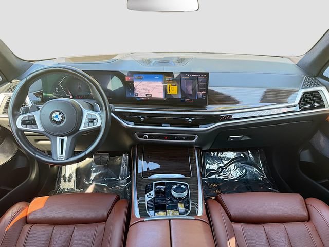 Used 2023 BMW X7 M60i w/ Executive Package AWD/4WD image 17