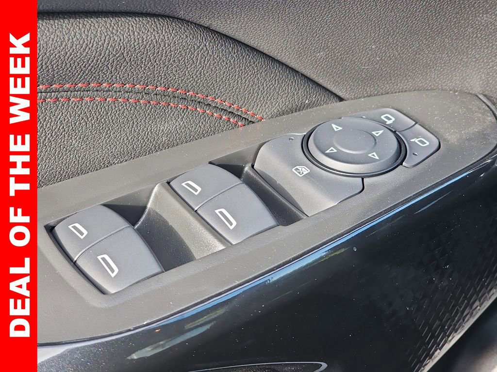 New 2025 Chevrolet Trax RS w/ Sunroof Package image 26