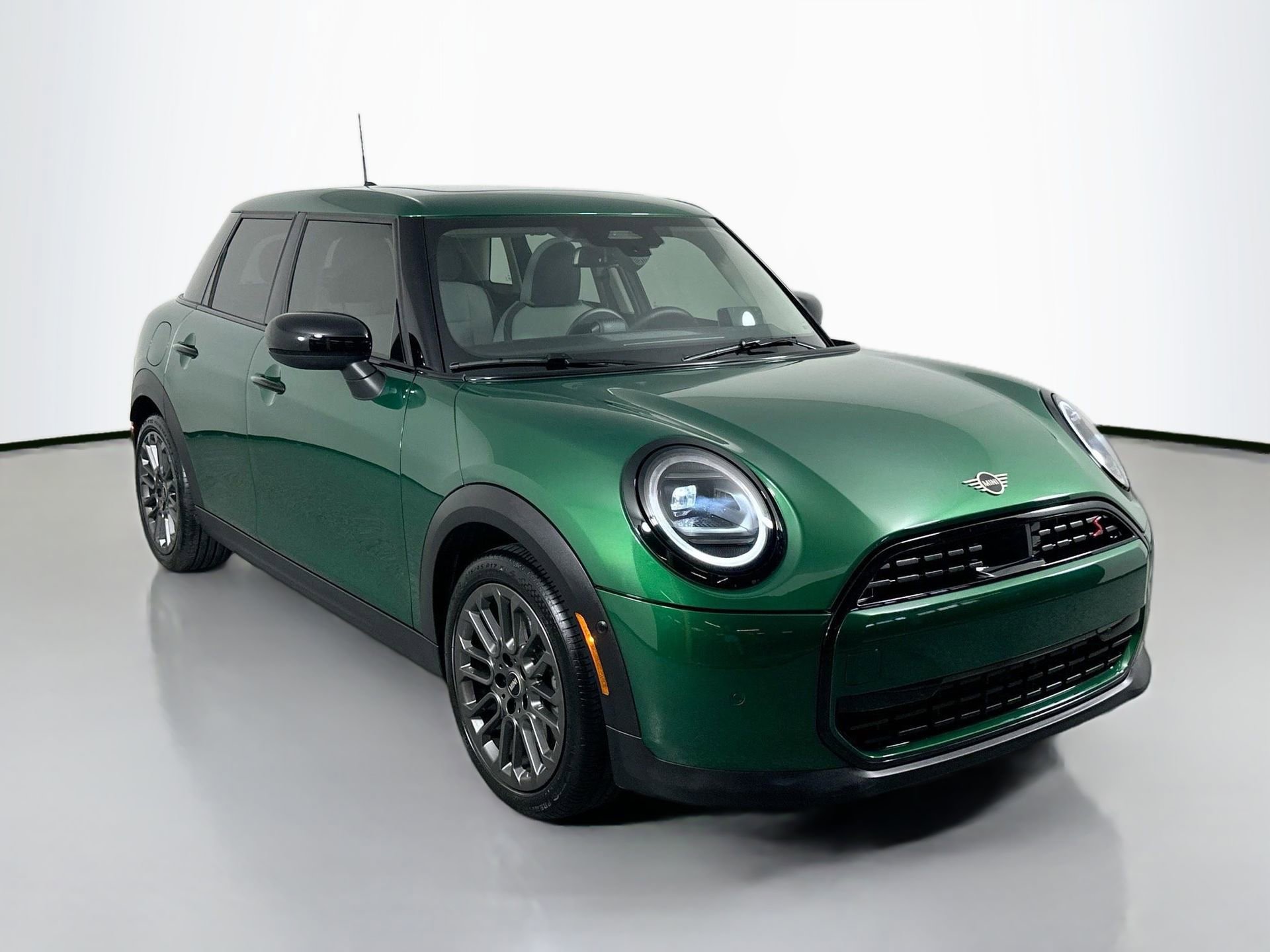 Used 2025 MINI Cooper S image 3