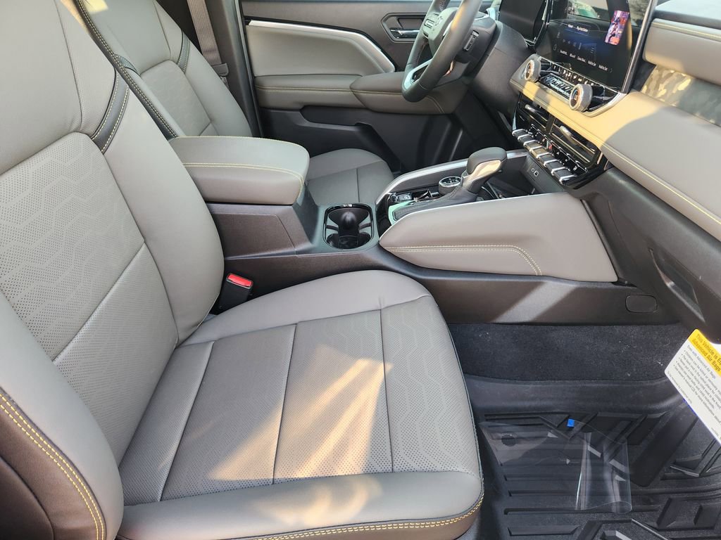 New 2026 Chevrolet Colorado ZR2 w/ Technology Package image 10