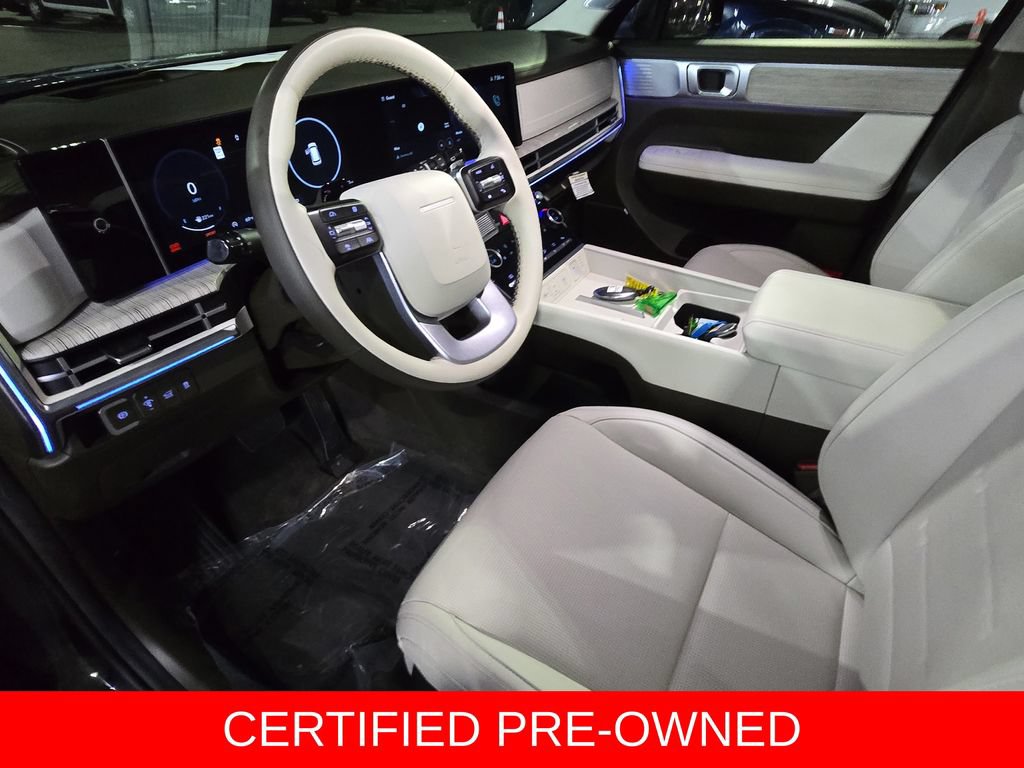 Used 2025 Hyundai Santa Fe Calligraphy FWD image 18