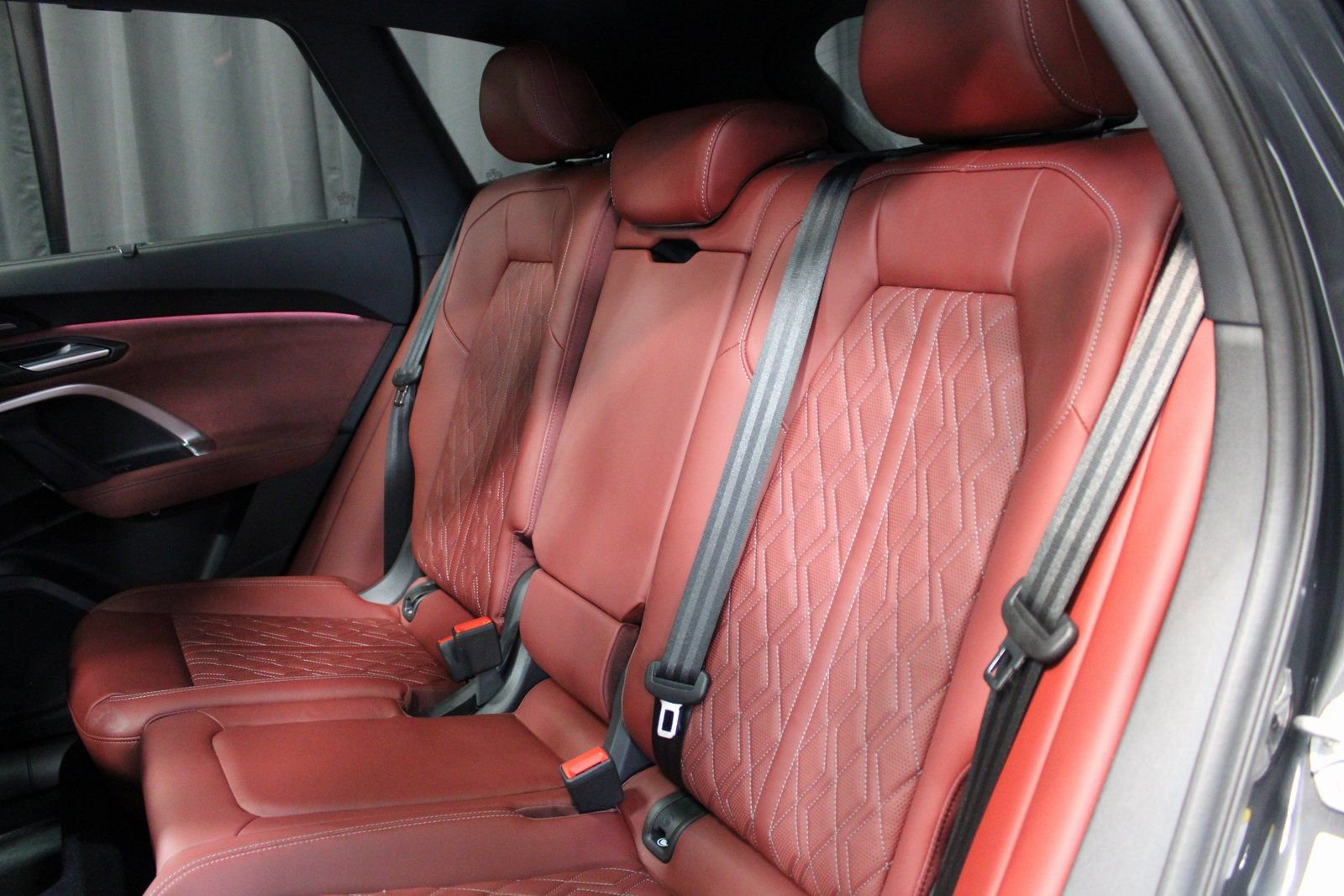 Used 2025 Audi SQ5 Prestige image 7