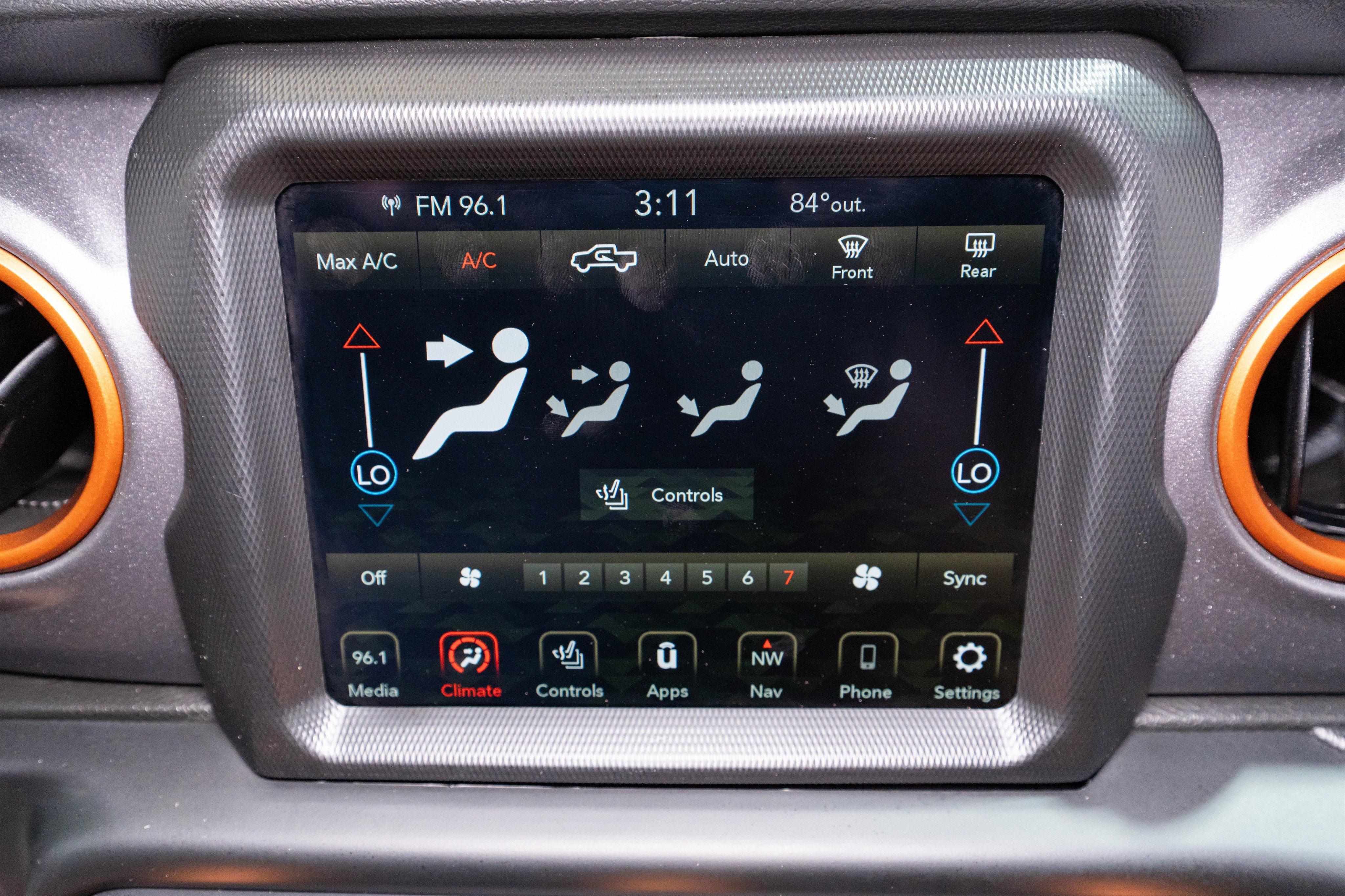 Used 2023 Jeep Gladiator Mojave w/ Cold Weather Group AWD/4WD image 19