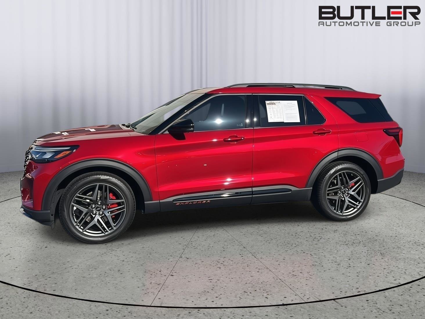 Used 2025 Ford Explorer ST w/ Sun And Sound Package image 3