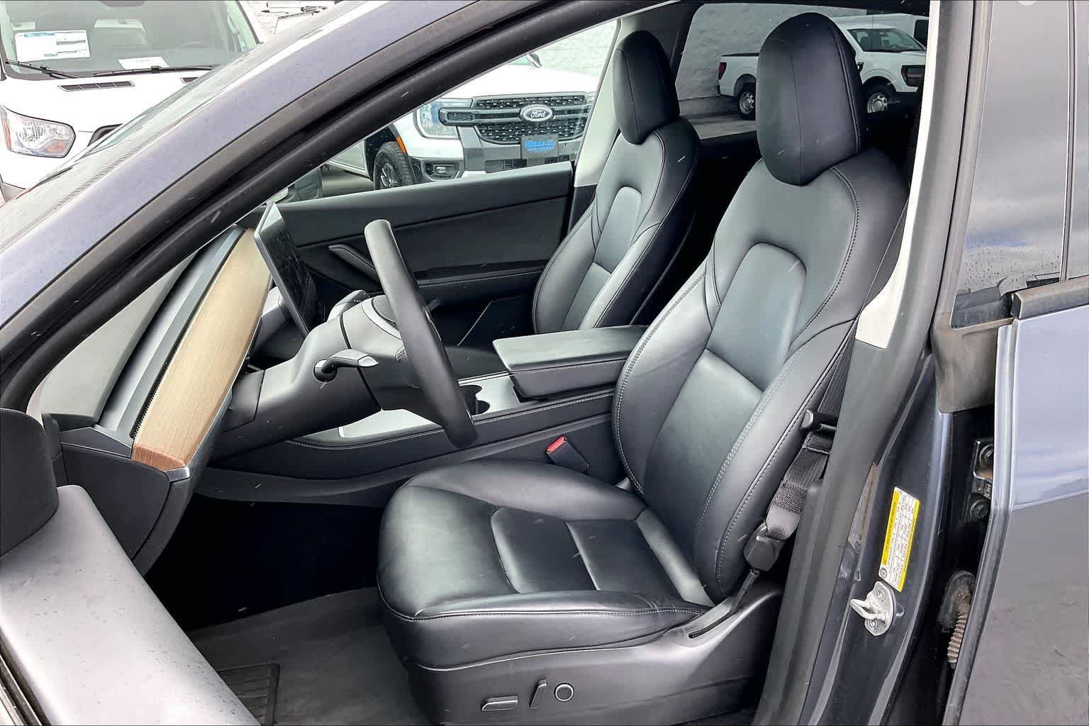 Used 2022 Tesla Model Y Performance AWD/4WD image 11