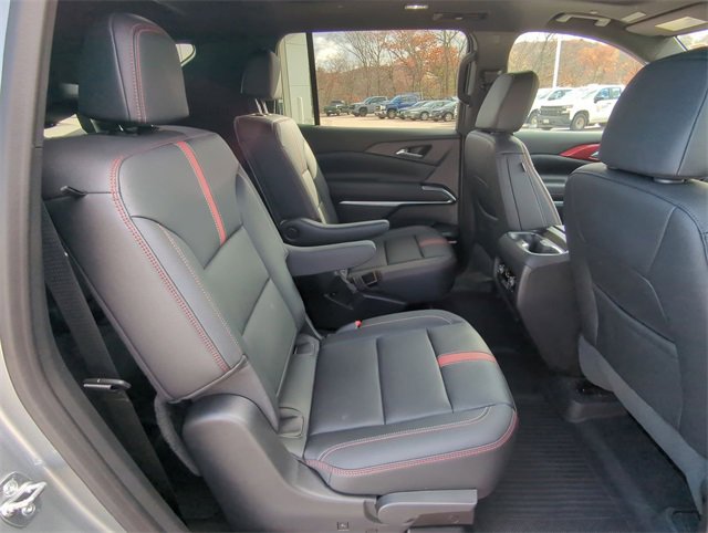 Certified 2024 Chevrolet Traverse RS w/ LPO, Floor Liner Package image 28