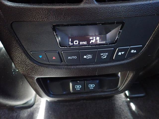 Used 2017 Acura MDX w/ Technology Package AWD/4WD image 11