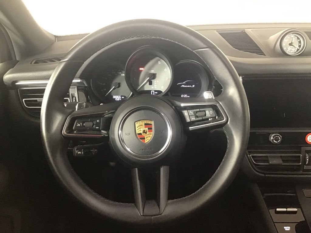 Certified 2023 Porsche Macan S AWD/4WD image 22
