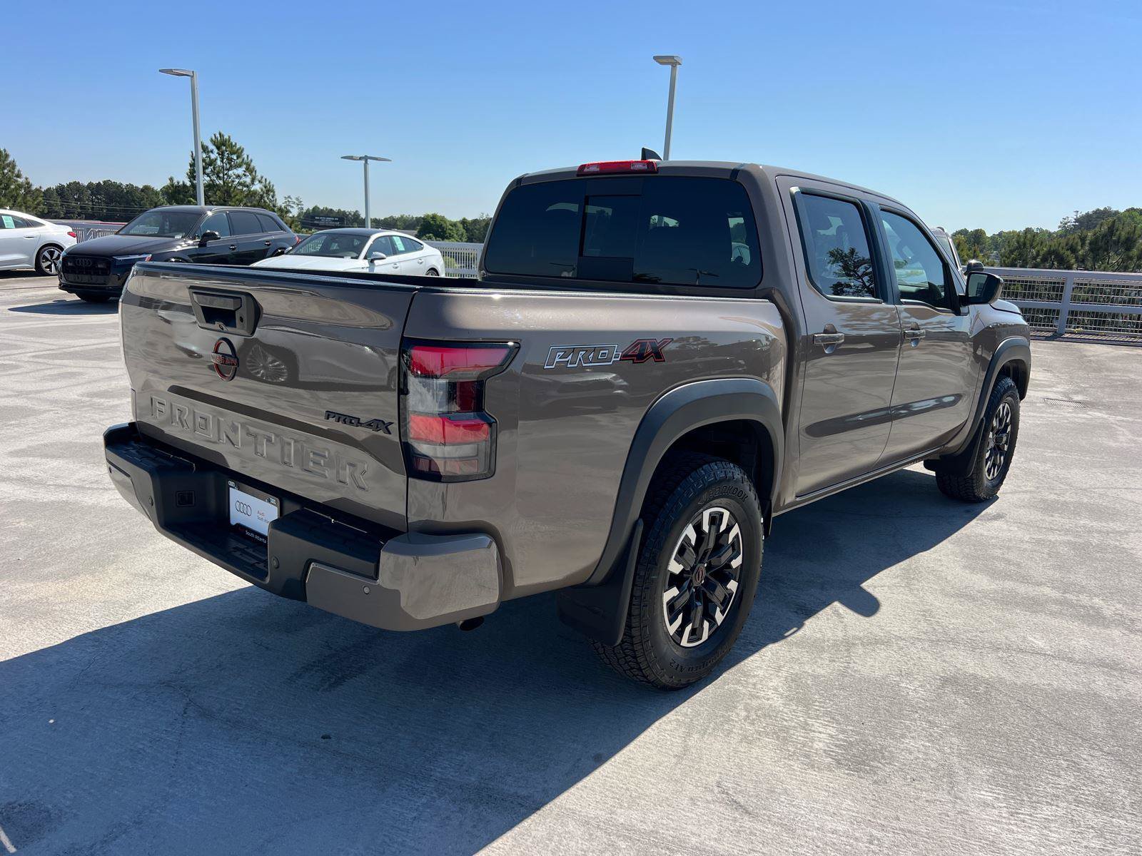 Used 2024 Nissan Frontier PRO-4X w/ Technology Package AWD/4WD image 5