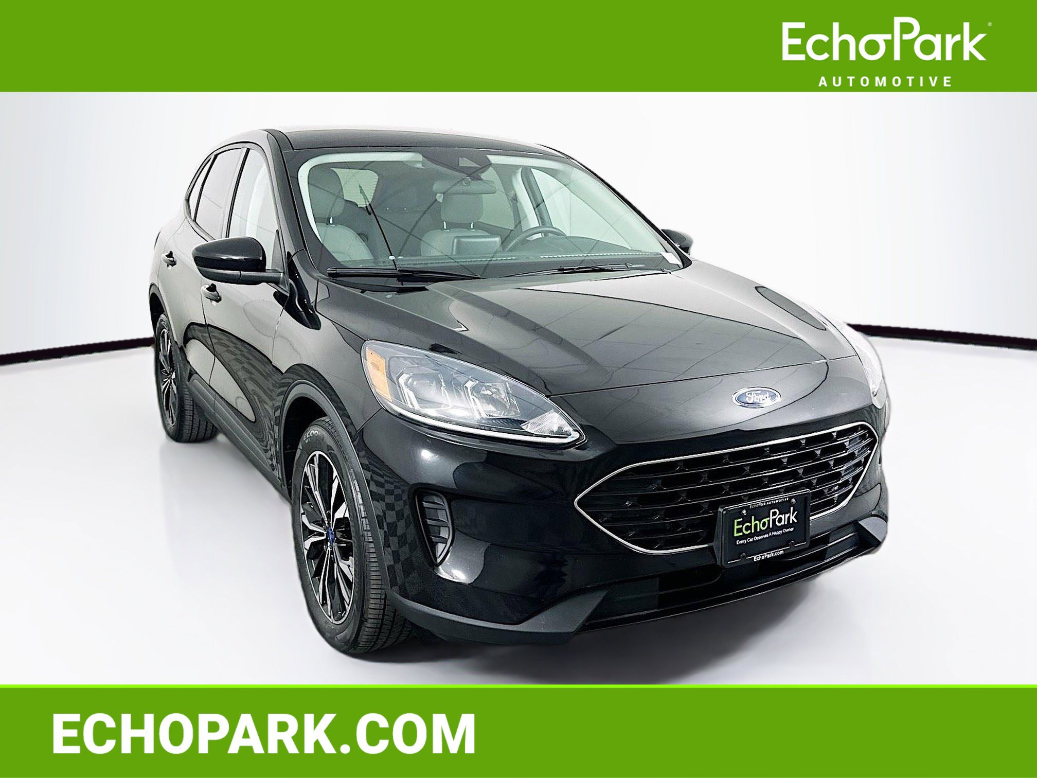 Used 2022 Ford Escape SE w/ SE Sport Appearance Package image 1