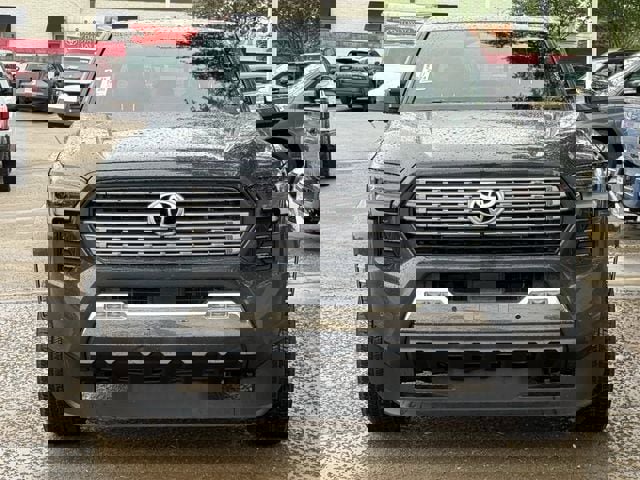 Used 2024 Toyota Tacoma Limited w/ Limited Package (LT) image 6