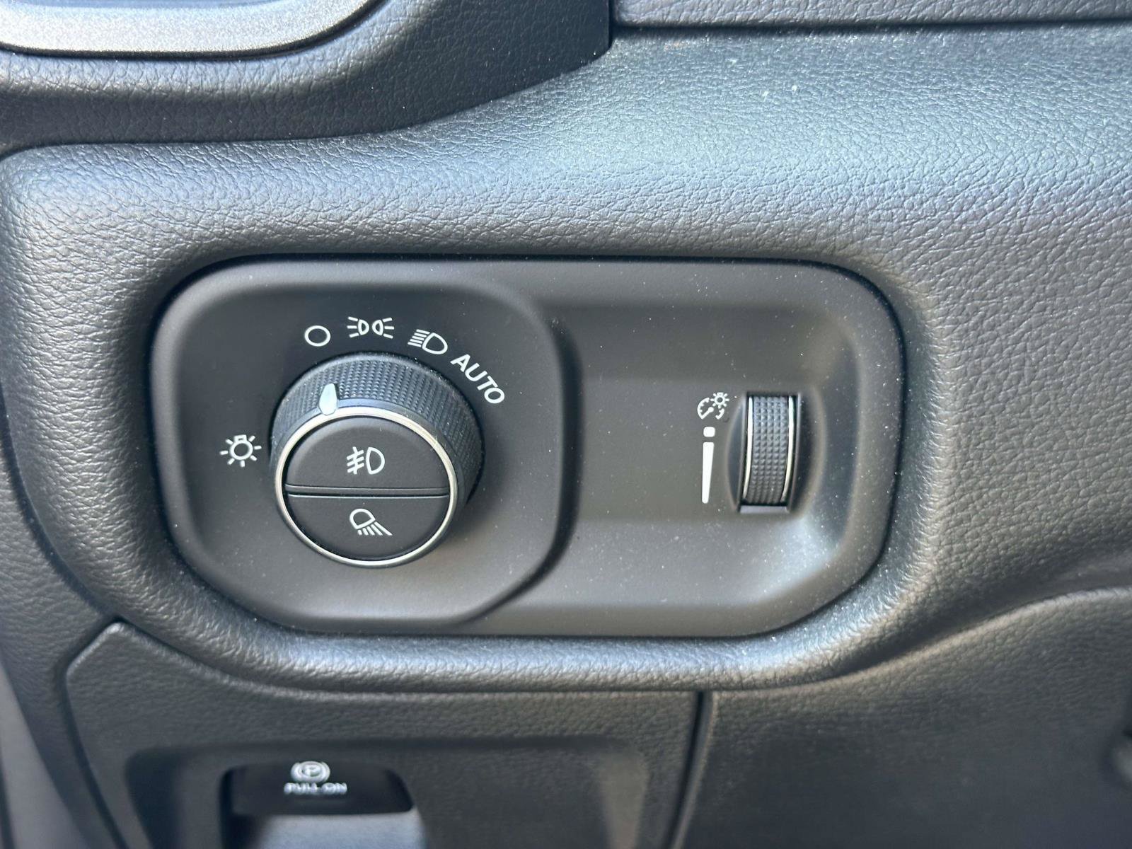 Used 2023 RAM 1500 Tradesman w/ Night Edition AWD/4WD image 30