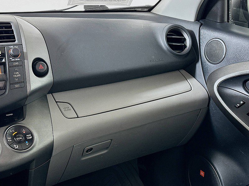Used 2009 Toyota RAV4 Limited image 24