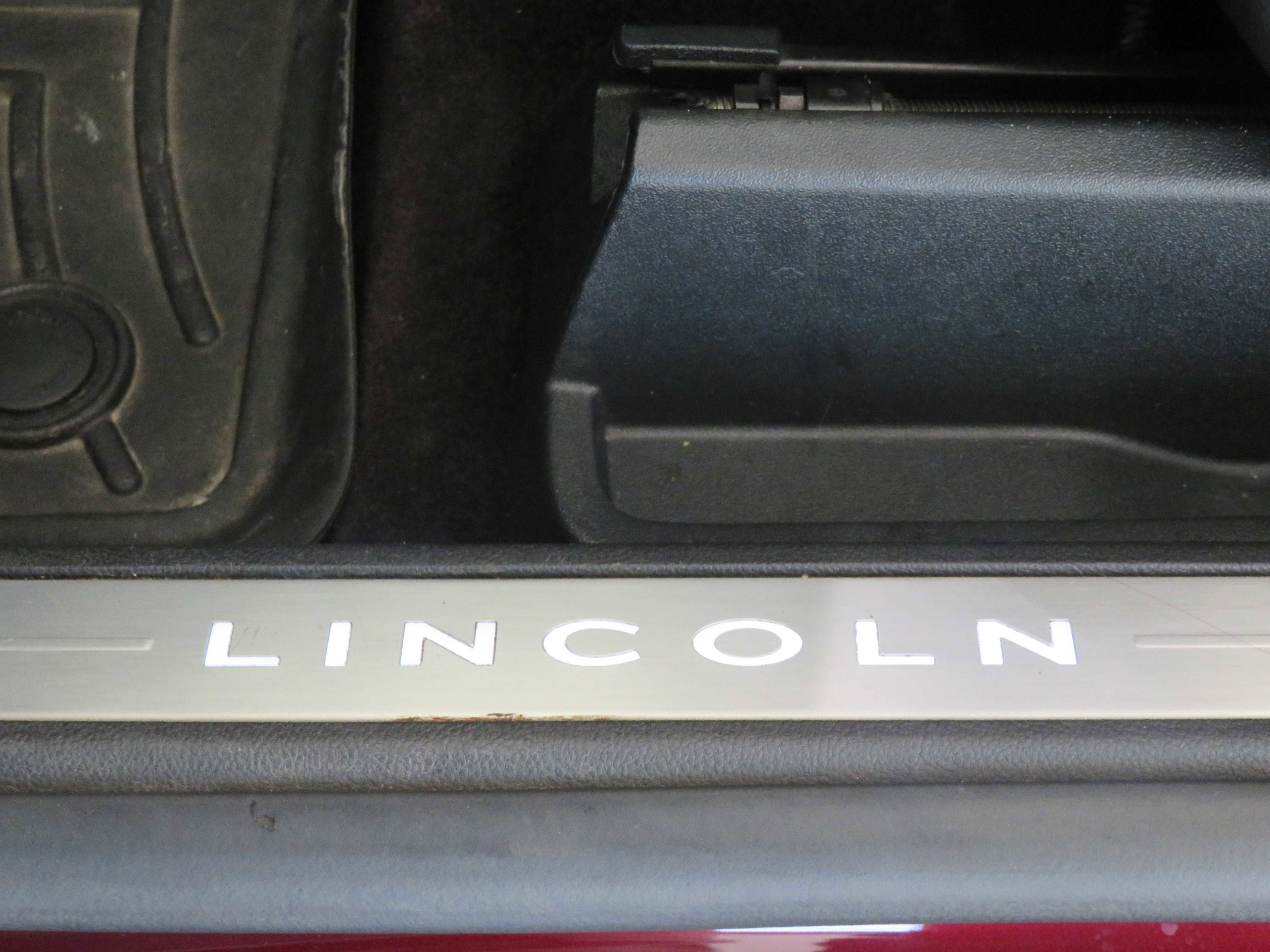 Used 2018 Lincoln MKC Reserve w/ Lincoln MKC Climate Package image 17