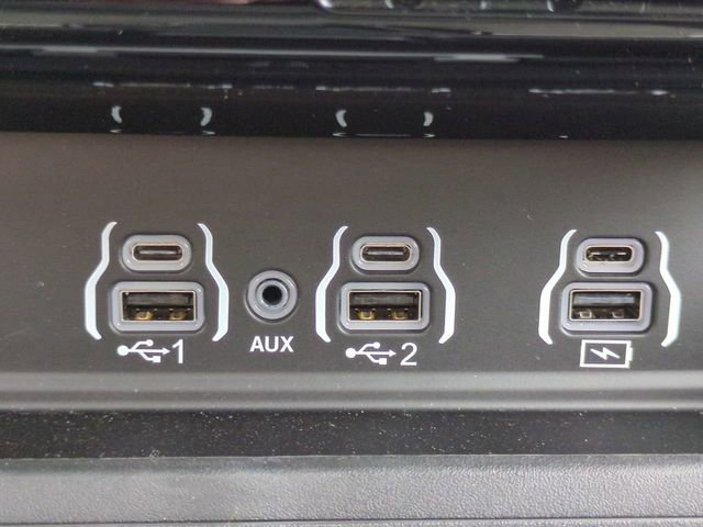 New 2025 RAM 3500 Limited image 23