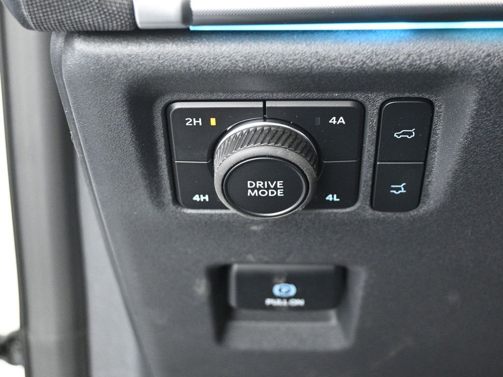 New 2025 Ford Expedition Max Platinum w/ Stealth Appearance Package image 13