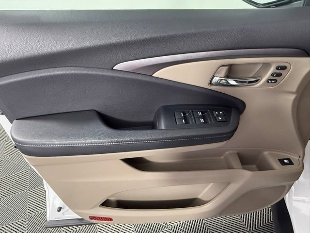 Used 2023 Honda Ridgeline RTL image 13