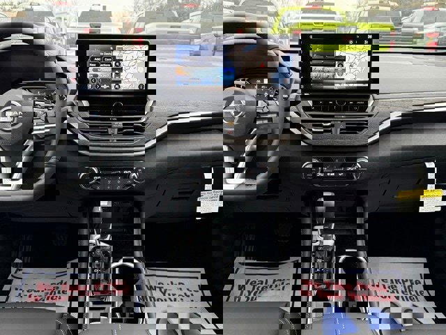 New 2025 Nissan Altima 2.5 SL image 25