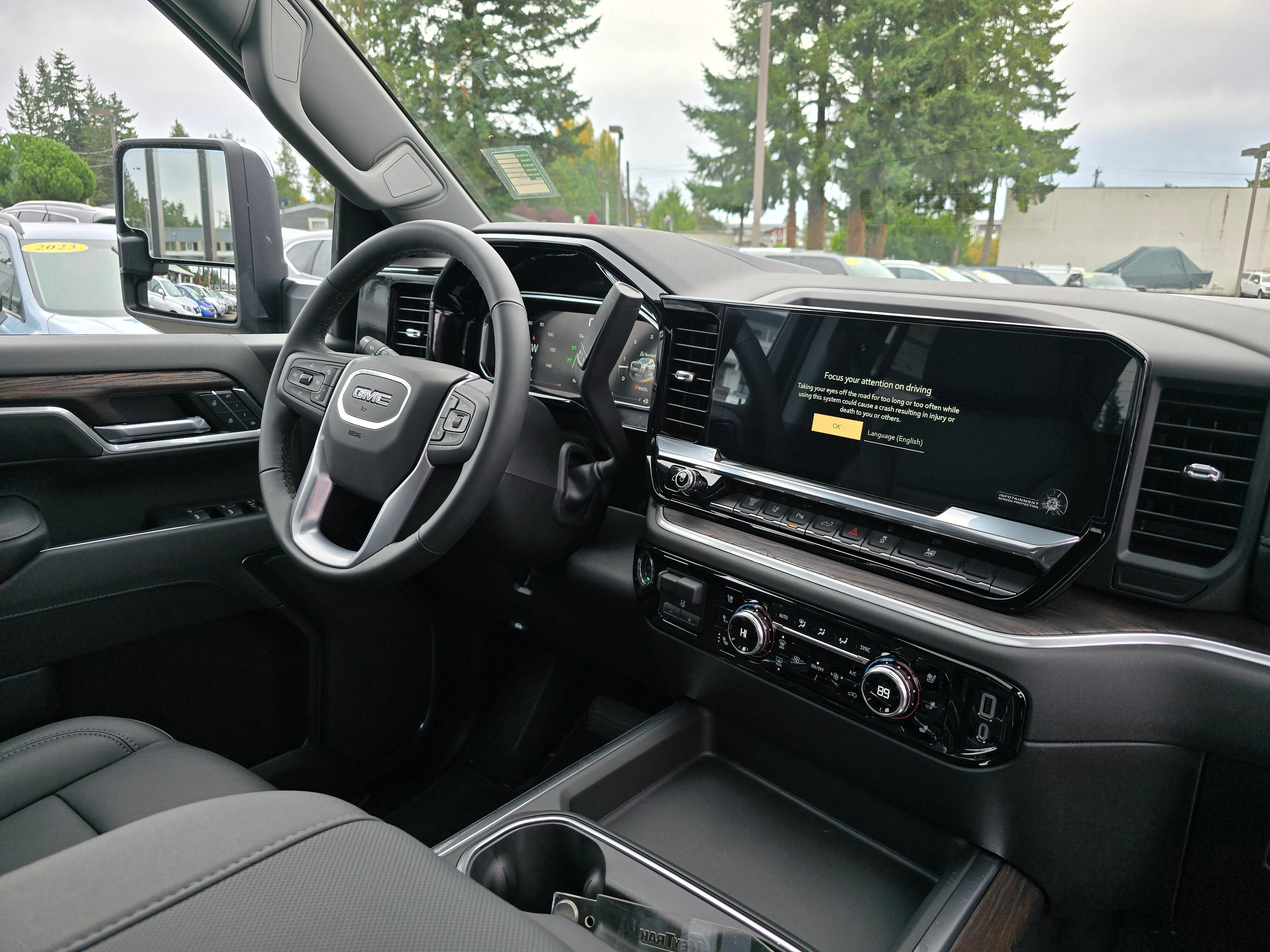 New 2026 GMC Sierra 2500 SLT w/ SLT Premium Package AWD/4WD image 11