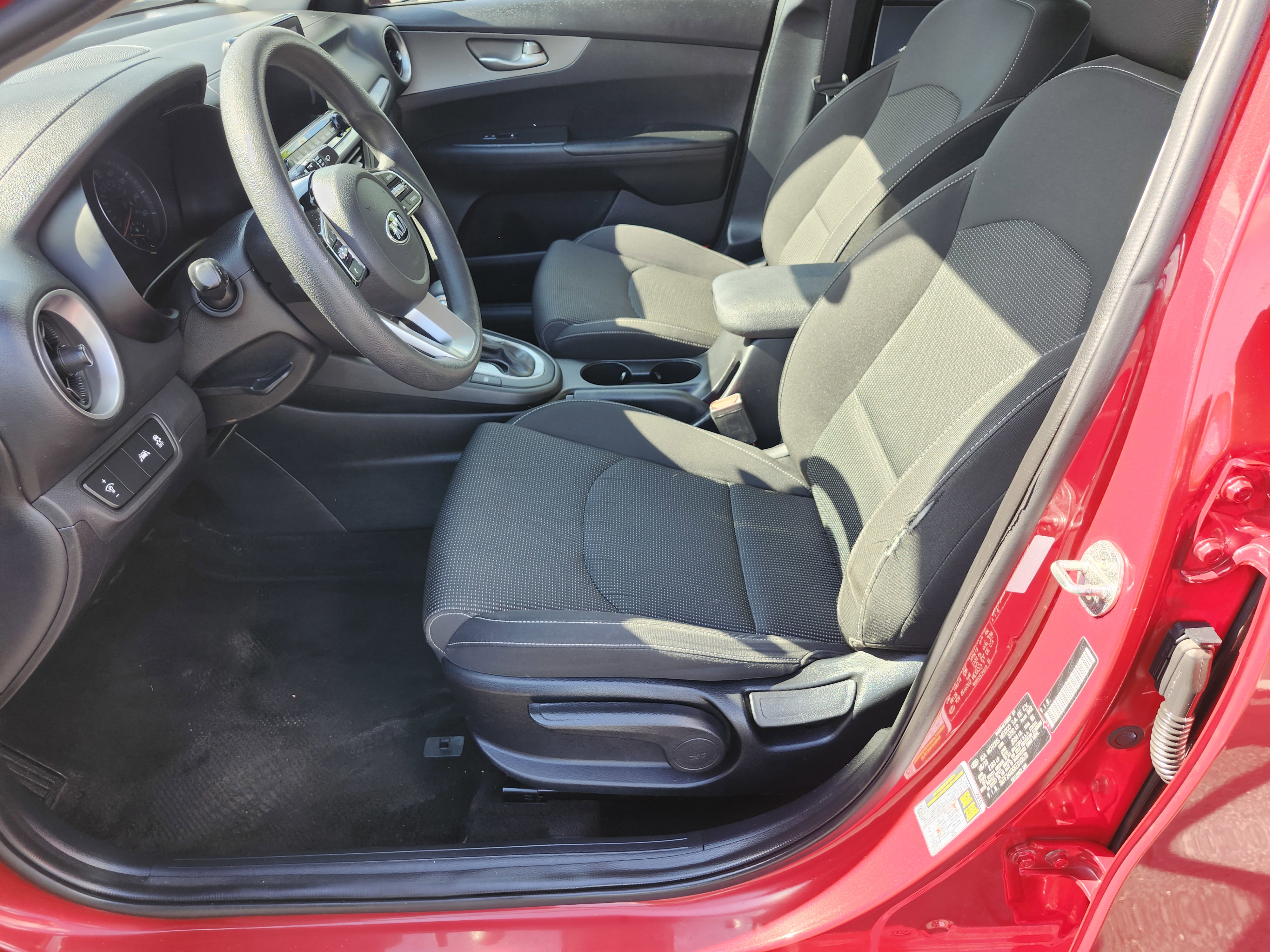 Used 2019 Kia Forte LXS FWD image 21