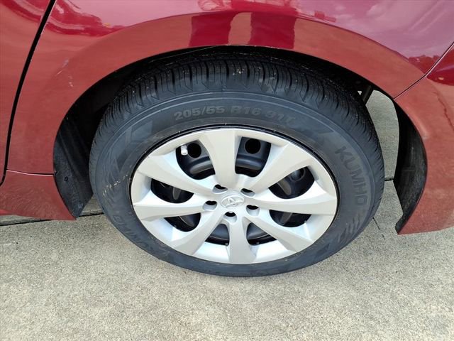 Used 2024 Toyota Corolla LE FWD image 17
