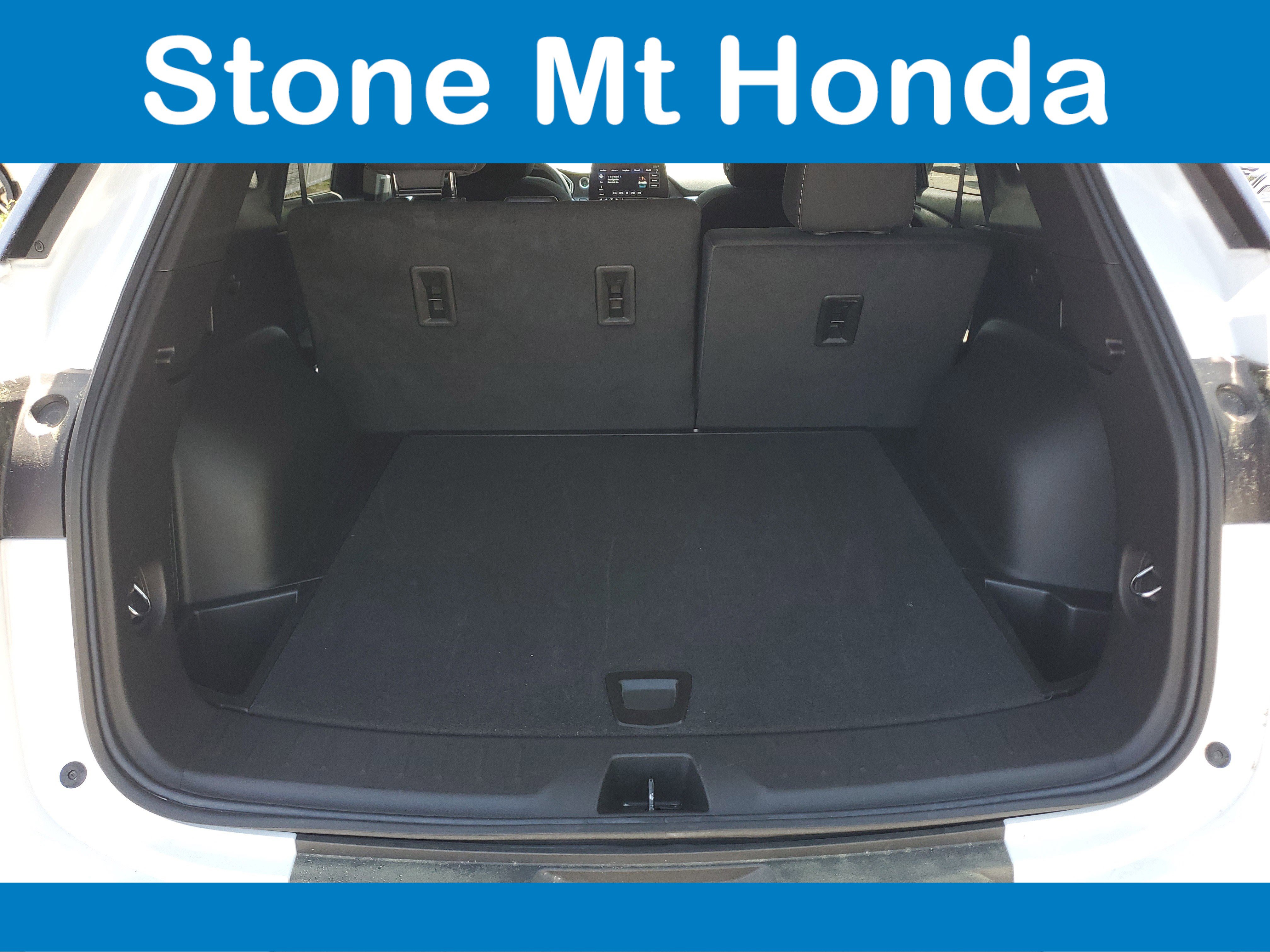 Used 2025 Chevrolet Blazer LT image 8