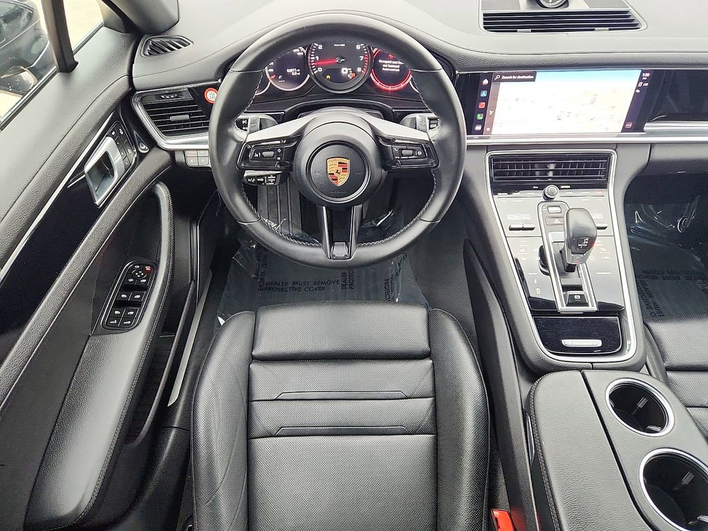 Used 2022 Porsche Panamera image 10