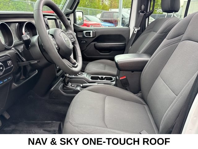 Used 2023 Jeep Wrangler Unlimited w/ Sun & Screen Package AWD/4WD image 24
