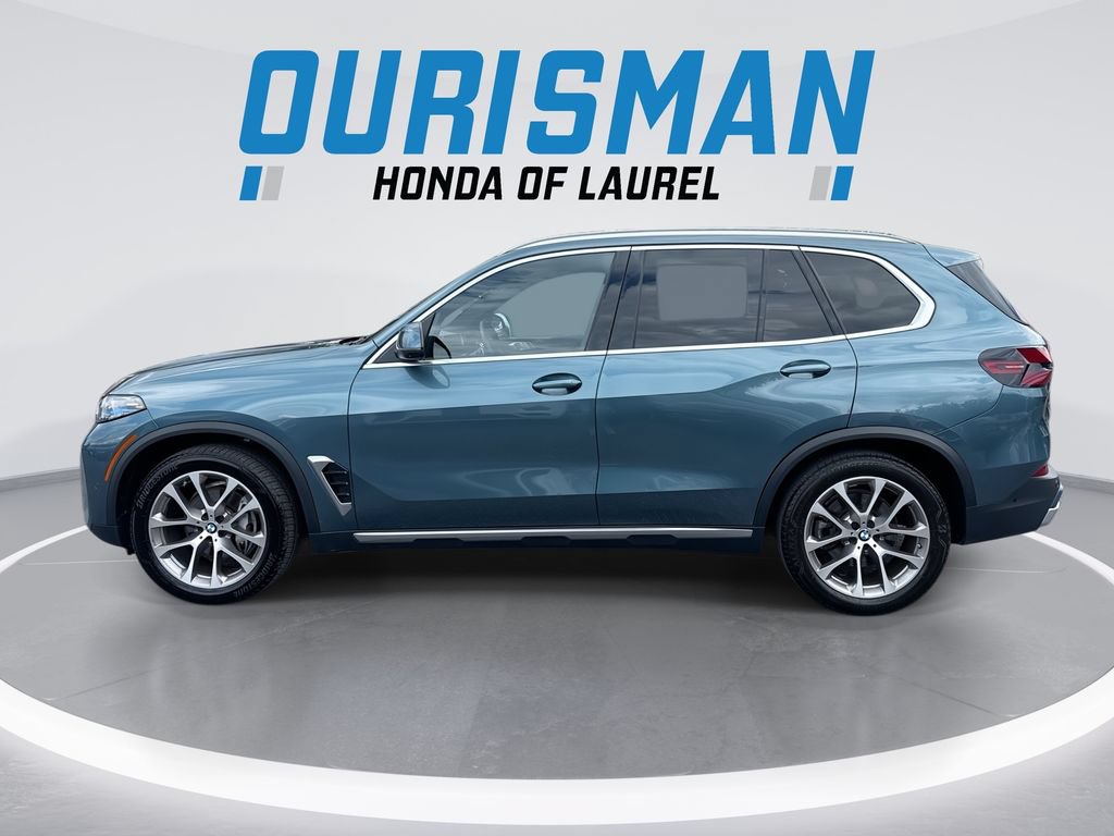 Used 2024 BMW X5 xDrive40i w/ Premium Package AWD/4WD image 5