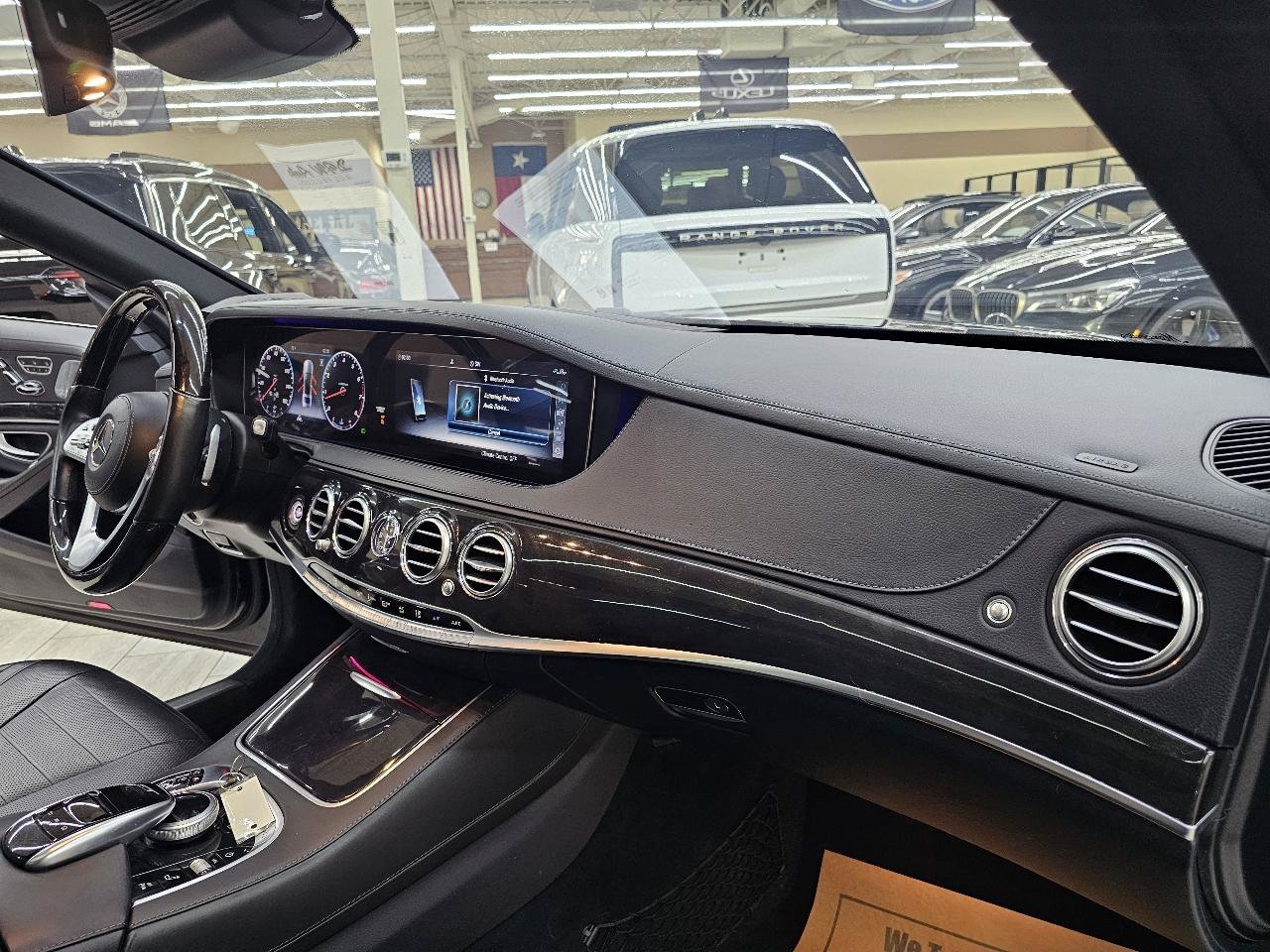 Used 2020 Mercedes-Benz S 560 Sedan image 22